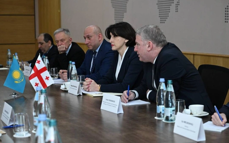 73f0ed1c 802f 4e34 b13e 72d870319935