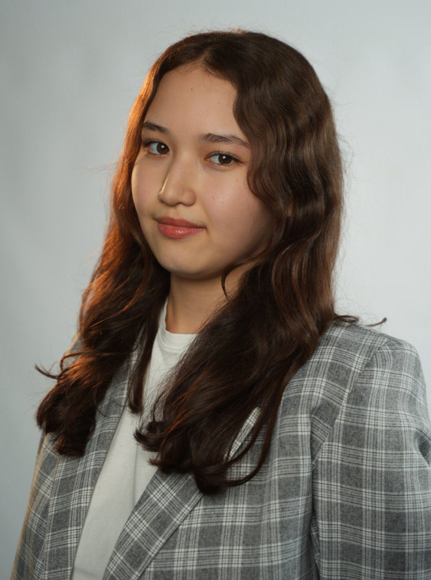 Айана Жолеуова