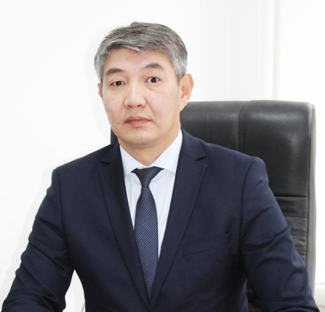 Сартаев Спатай Алтынбекович декан факультета довузовского образования КазНУ им. аль Фараби к.ю