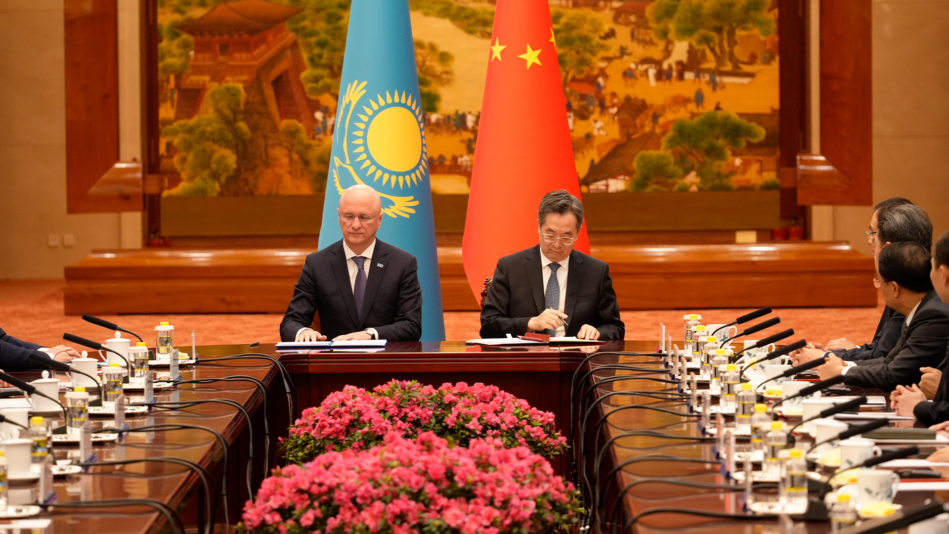 фото primeminister.kz1