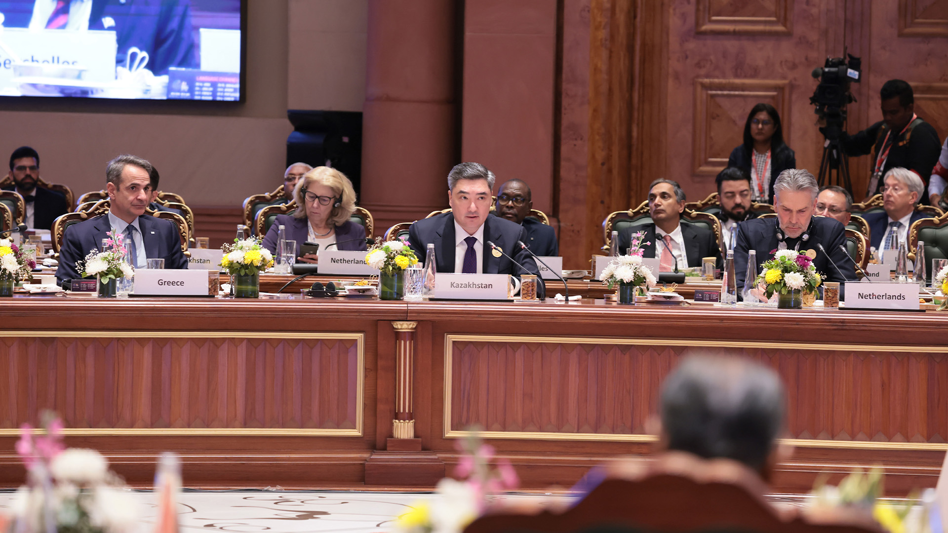 фото primeminister.kz 141